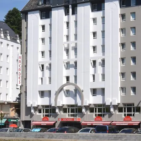 Hotel Arcades 3*