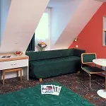 Hotel Arcades Lurdy