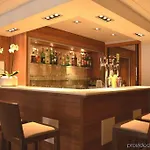 Arcades Hotel