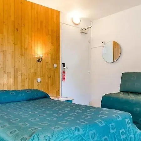 Arcades Hotel